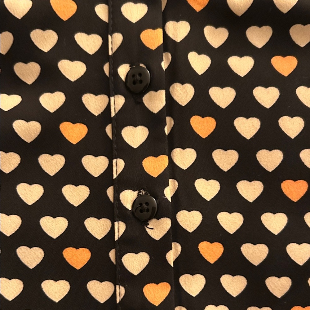 ModCloth Stylish Keyhole Heart Print Women's Top - Picture 5 of 5